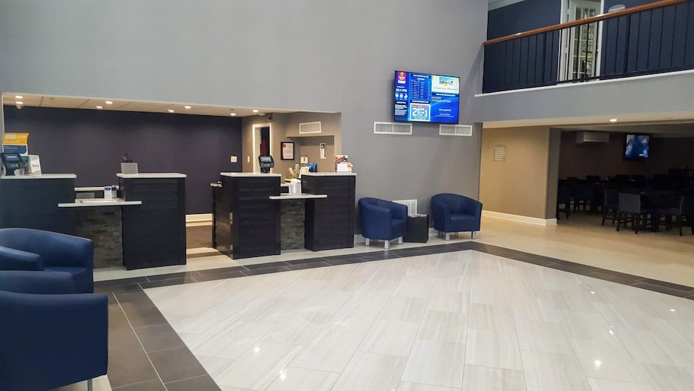 clarion hotel conference center north