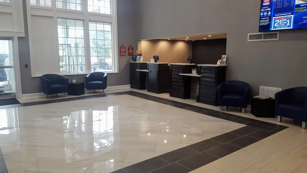 clarion hotel conference center north