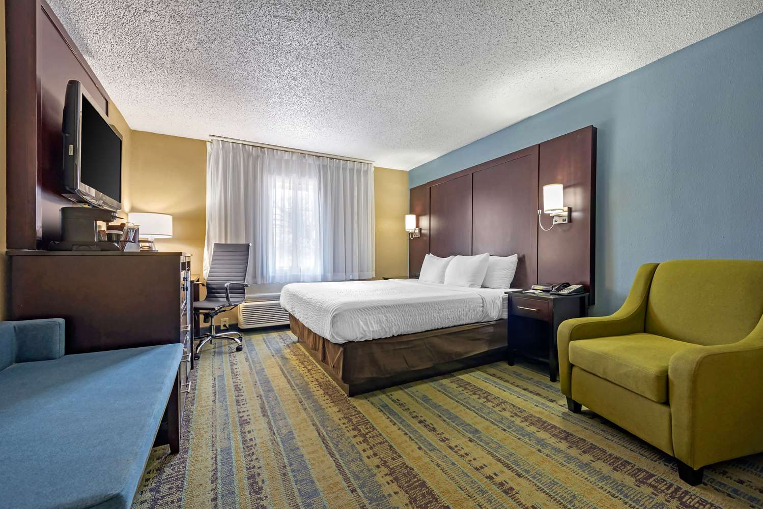 clarion hotel conference center north