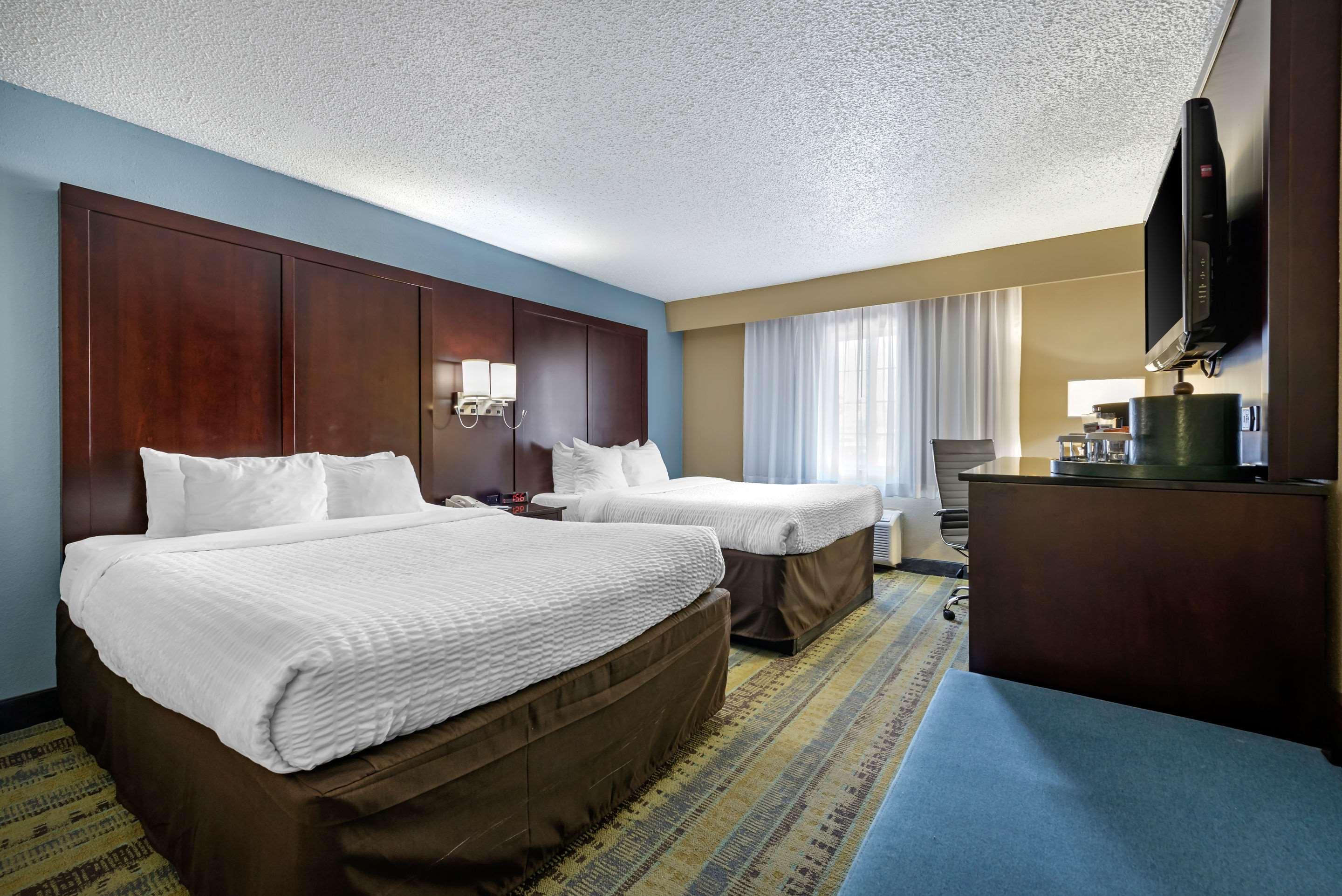 clarion hotel conference center north