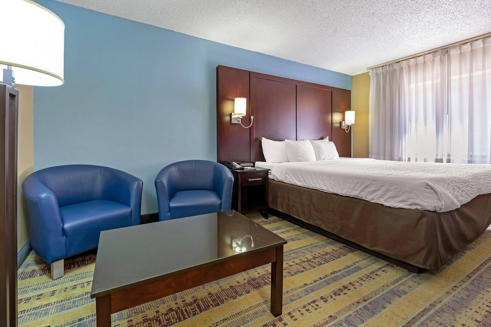 clarion hotel conference center north