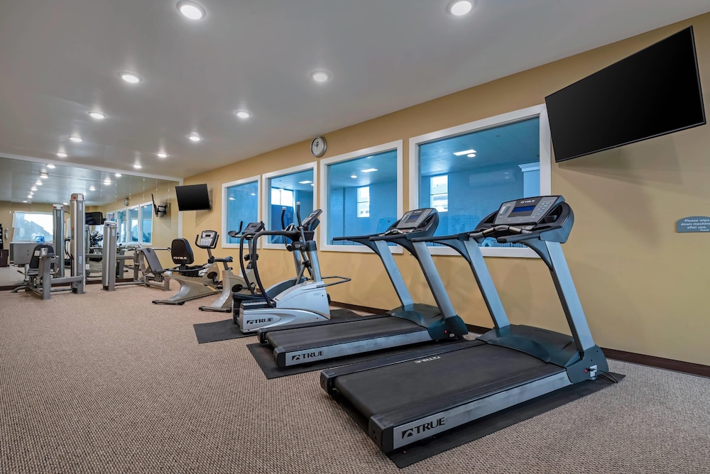 clarion hotel conference center north
