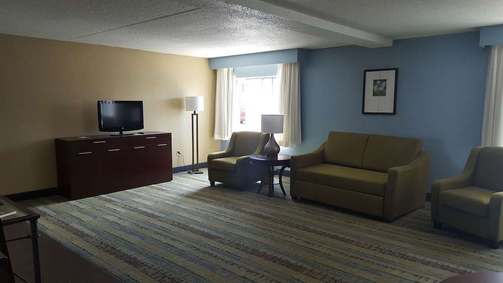 clarion hotel conference center north