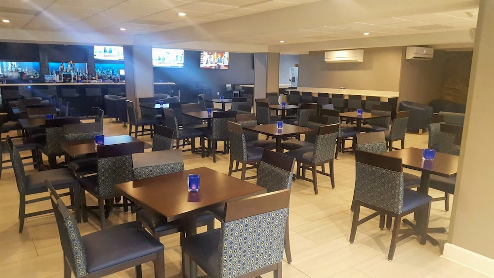 clarion hotel conference center north