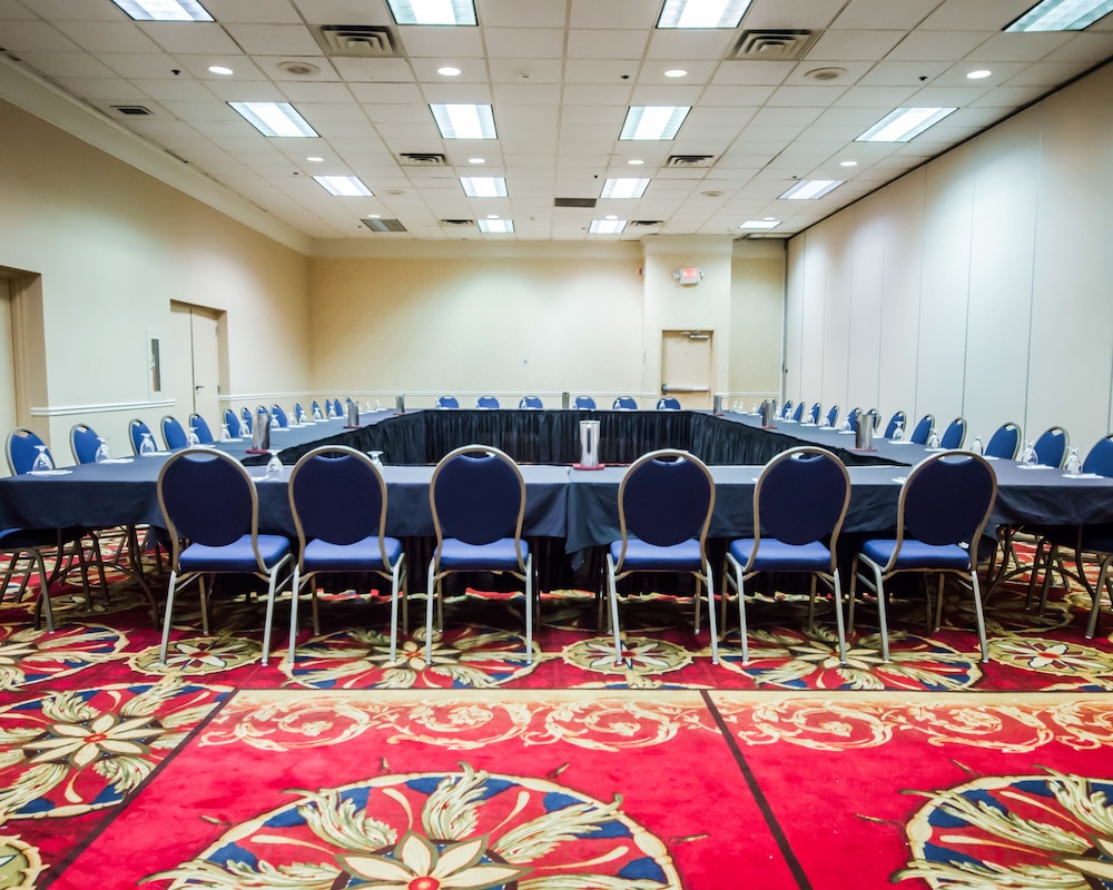 clarion hotel conference center north