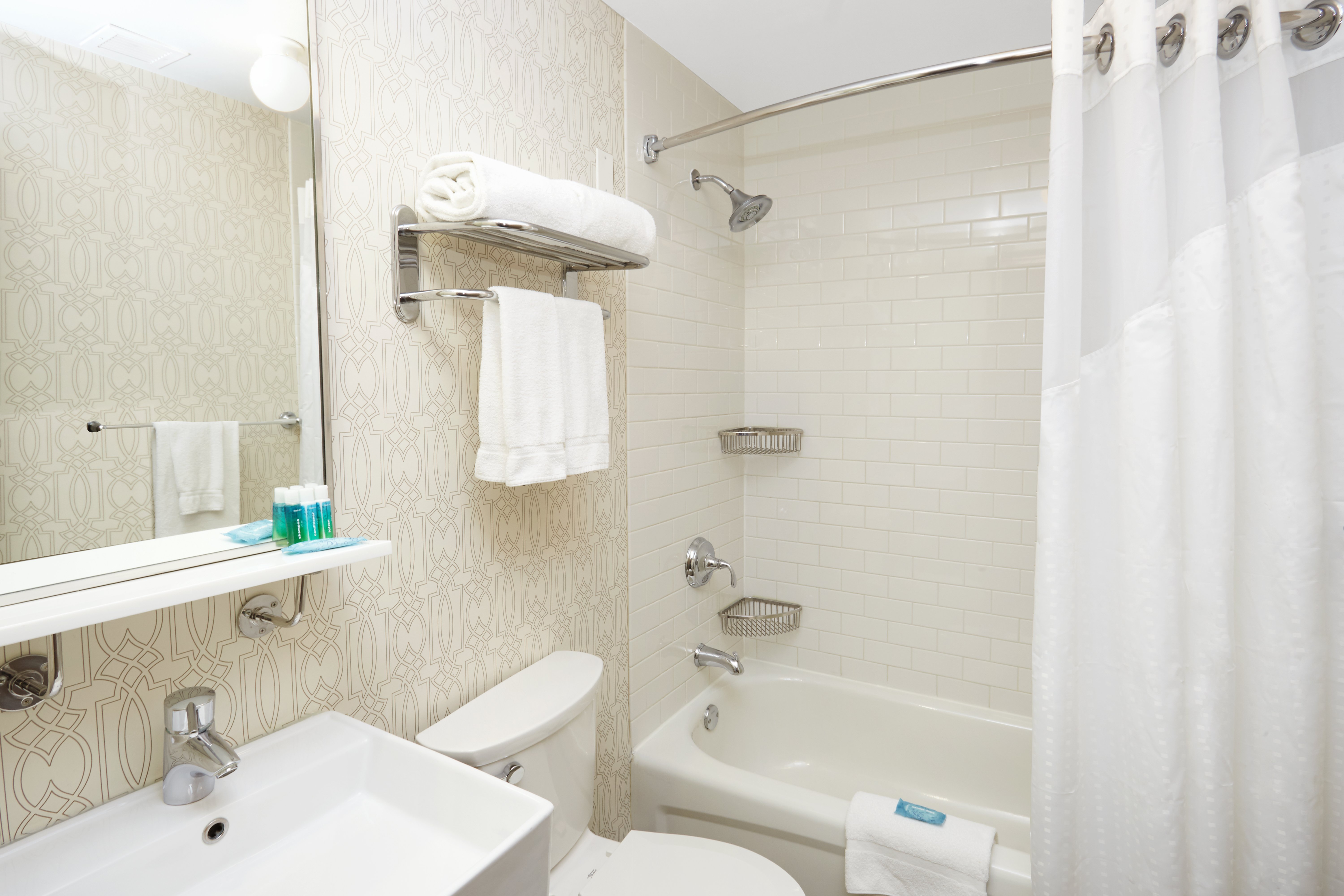 holiday inn express chicago magnificent mile