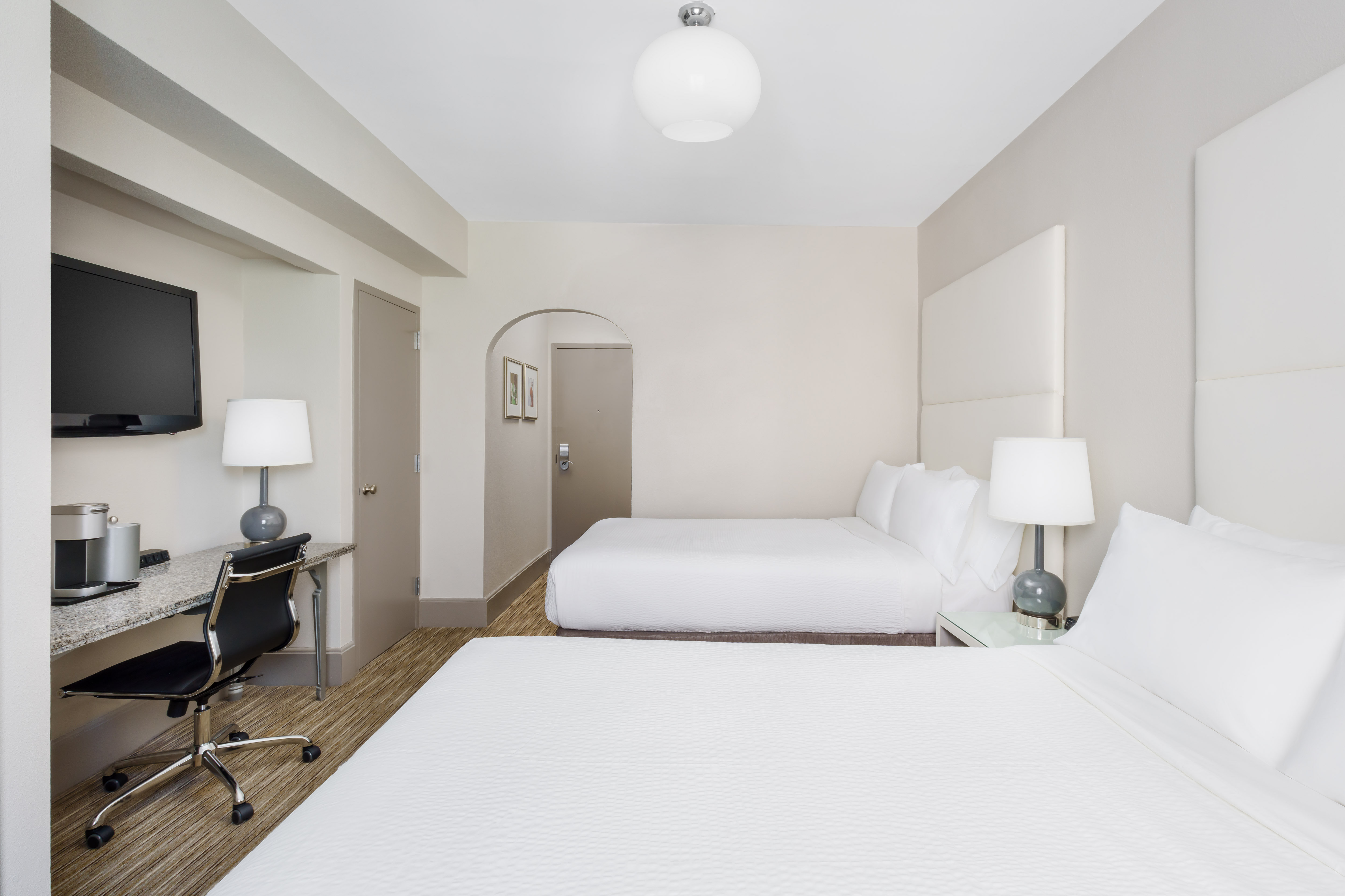 holiday inn express chicago magnificent mile
