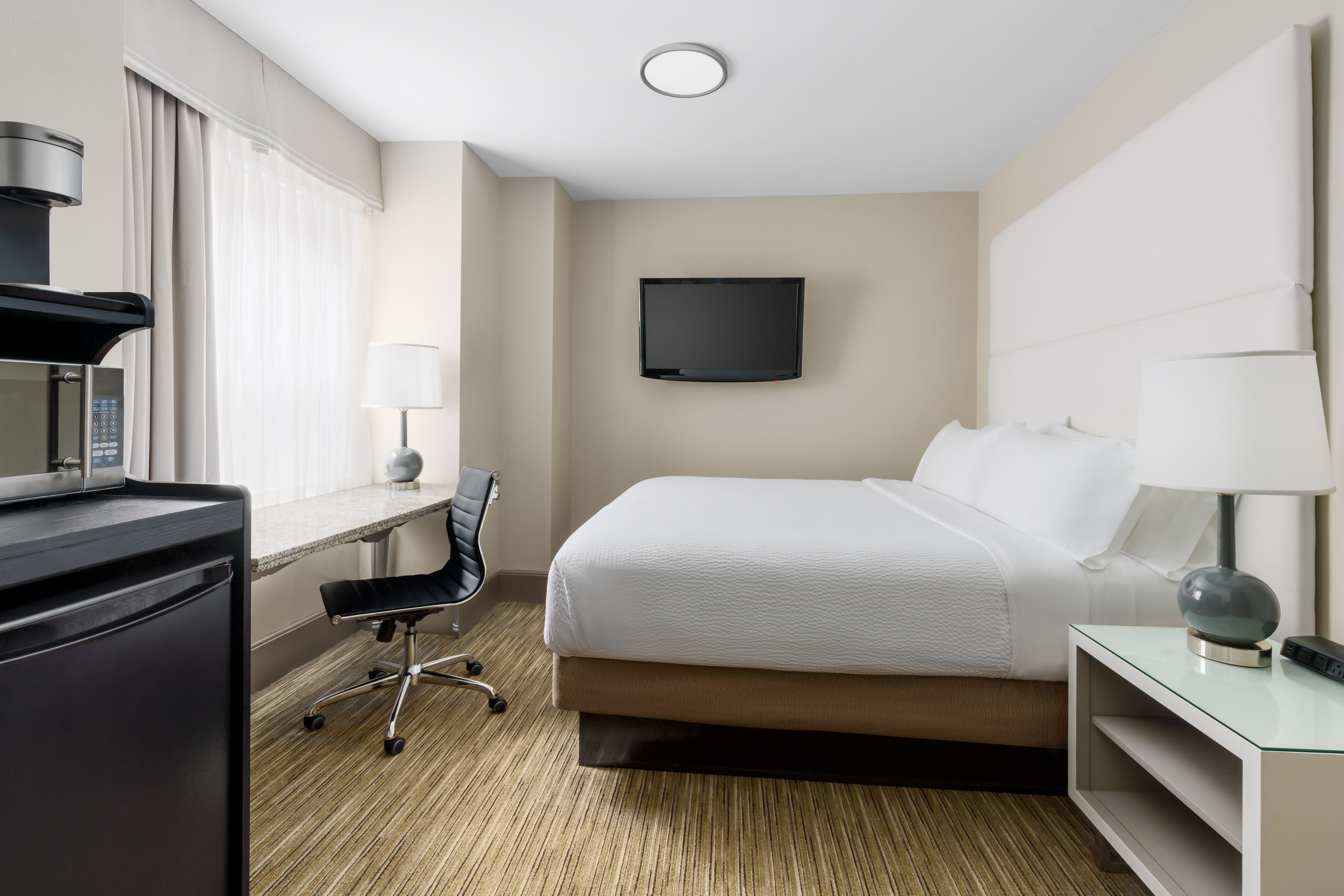 holiday inn express chicago magnificent mile