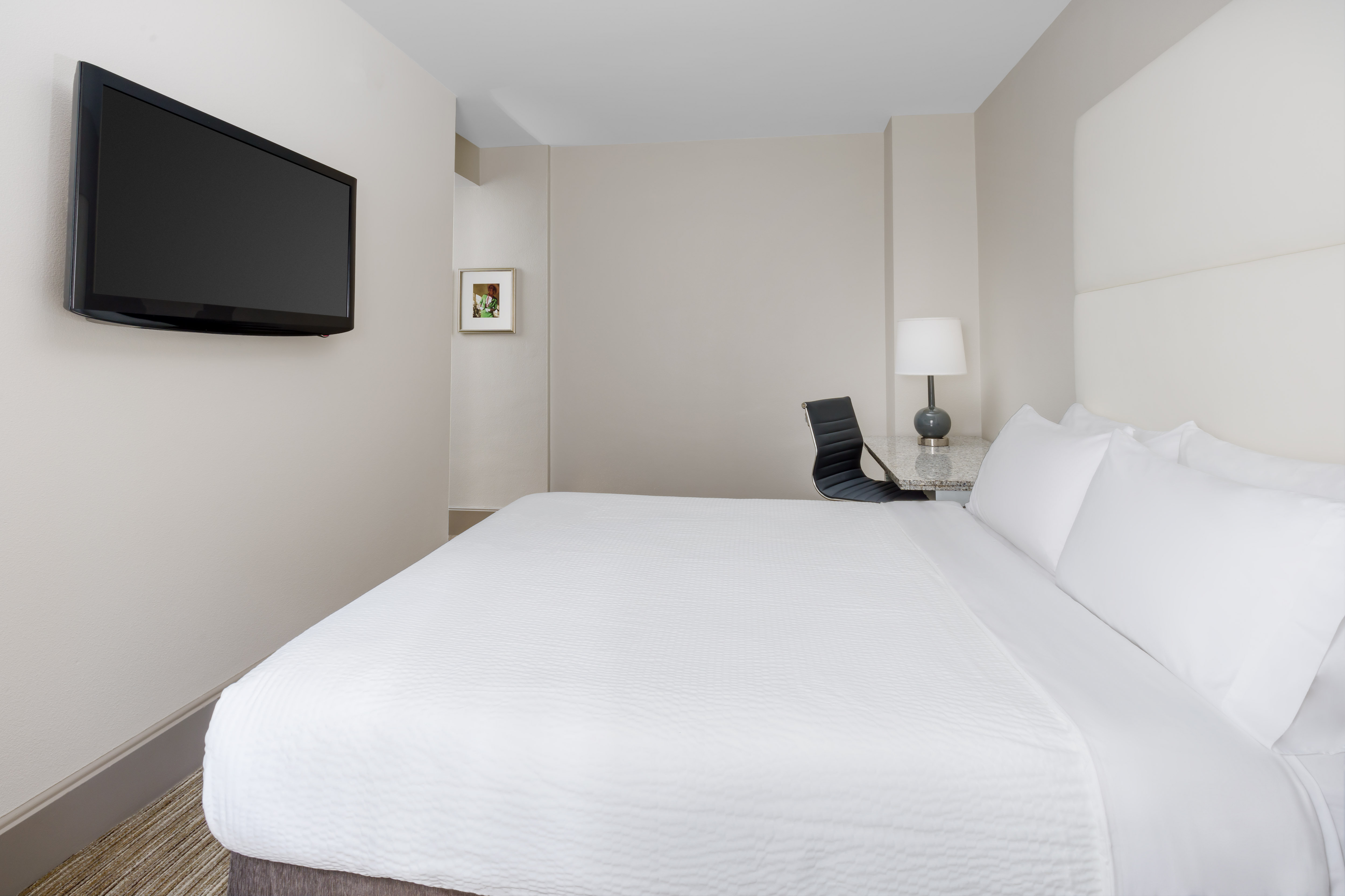 holiday inn express chicago magnificent mile