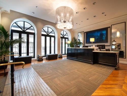 holiday inn express chicago magnificent mile