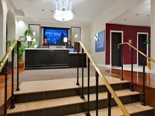 holiday inn express chicago magnificent mile