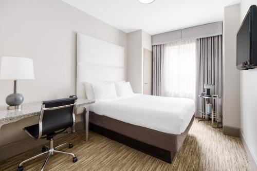 holiday inn express chicago magnificent mile