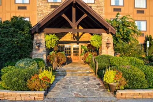 the lodge at flat rock