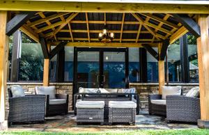 the lodge at flat rock