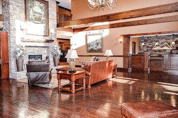 The Lodge At Flat Rock,Blue Ridge>>Asheville,3.5 star