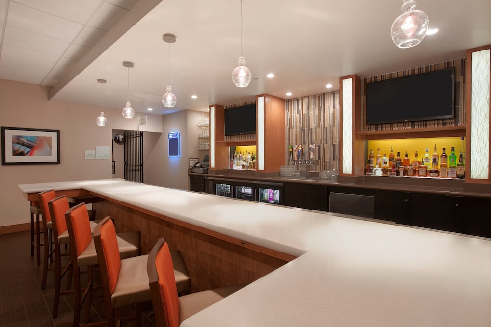 holiday inn portland airport