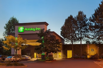 holiday inn portland airport