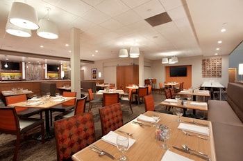 holiday inn portland airport