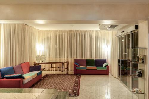 augustus hotel