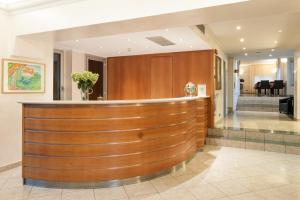 Augustus Hotel,Novara>>Biella,3 star