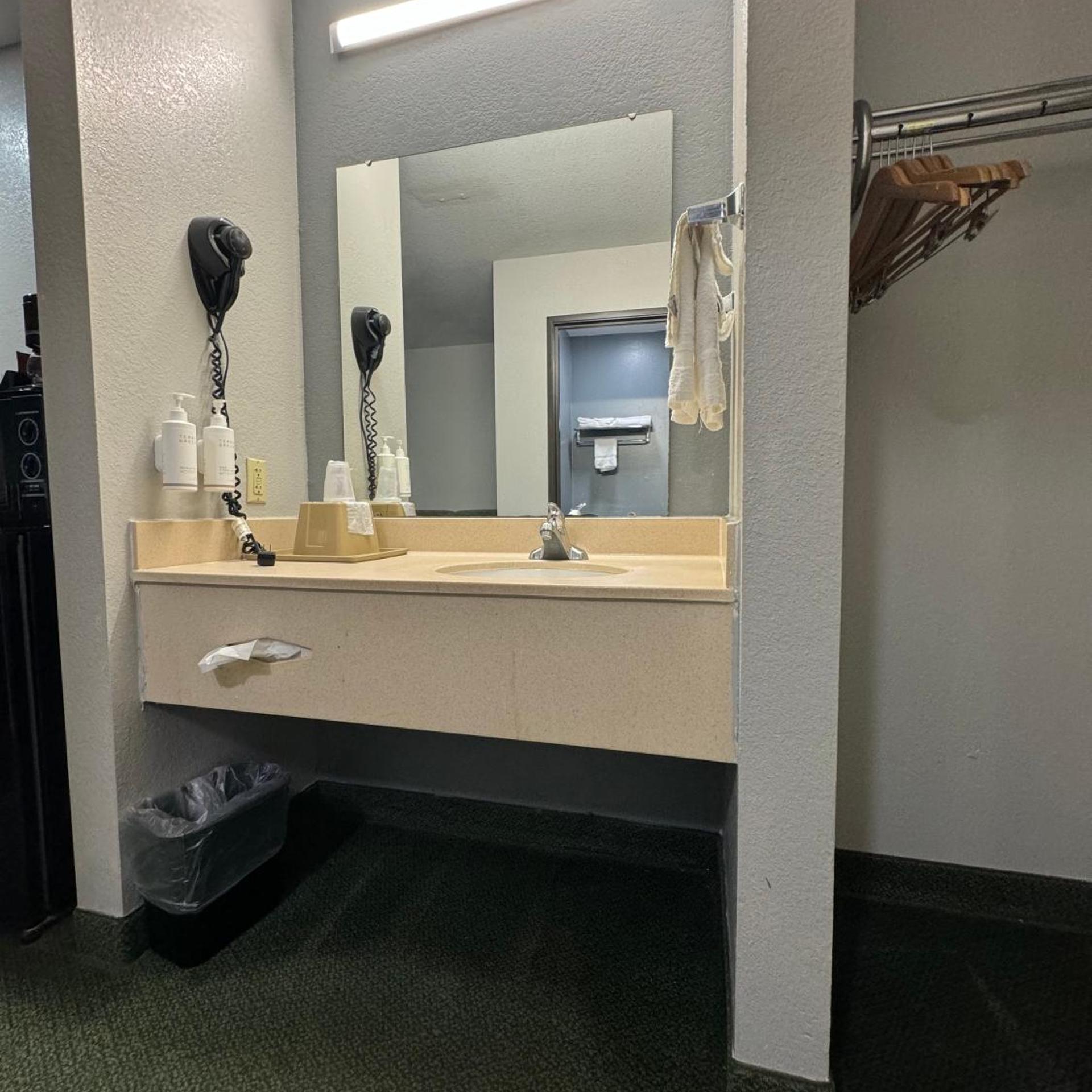 star city inn and suites