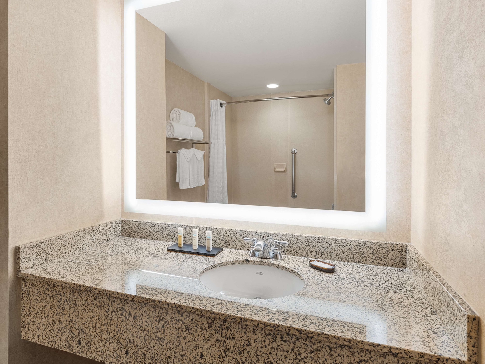 embassy suites by hilton dallas frisco hotel and convention center