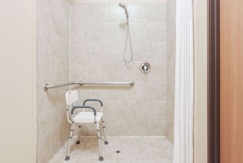 days inn by wyndham mesquite rodeo tx