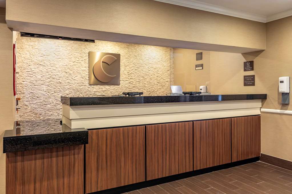 comfort inn and suites north dallas addison