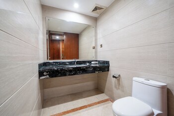 honglilai hotel shenzhen