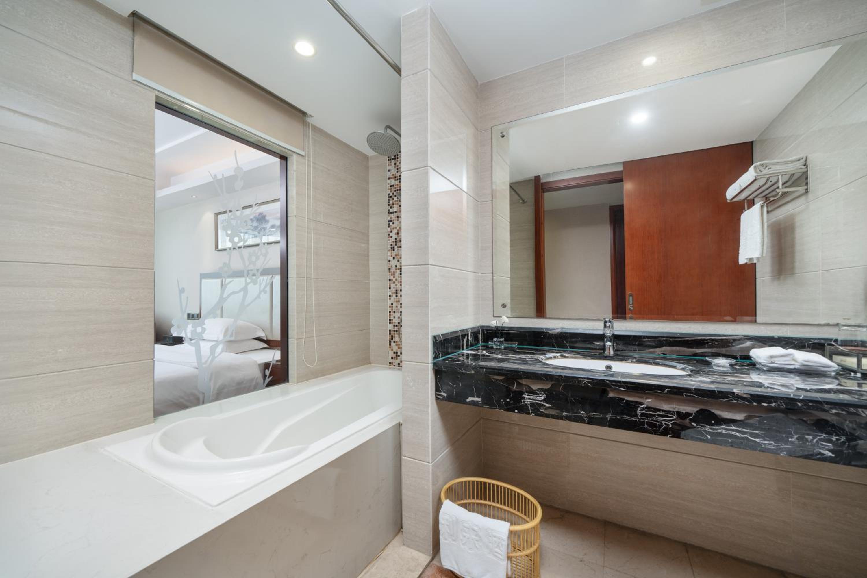 honglilai hotel shenzhen