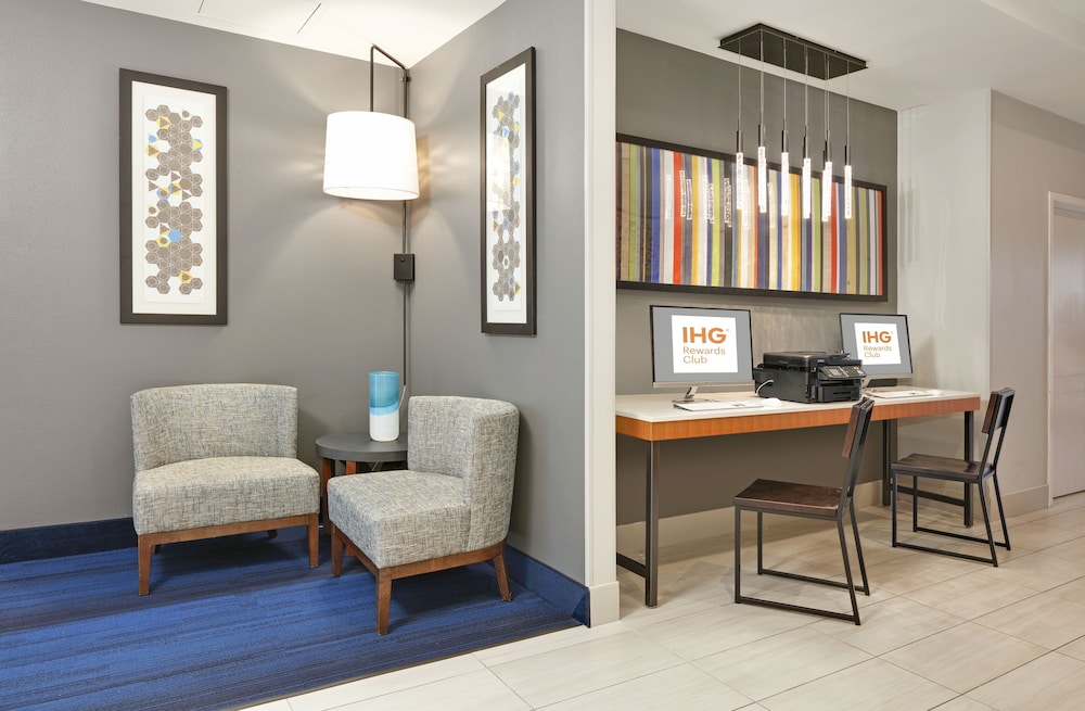 holiday inn express suites irving conv ctr las col