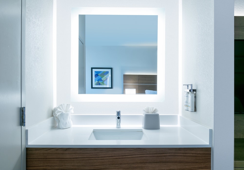 holiday inn express hotel and suites dallas ft wort