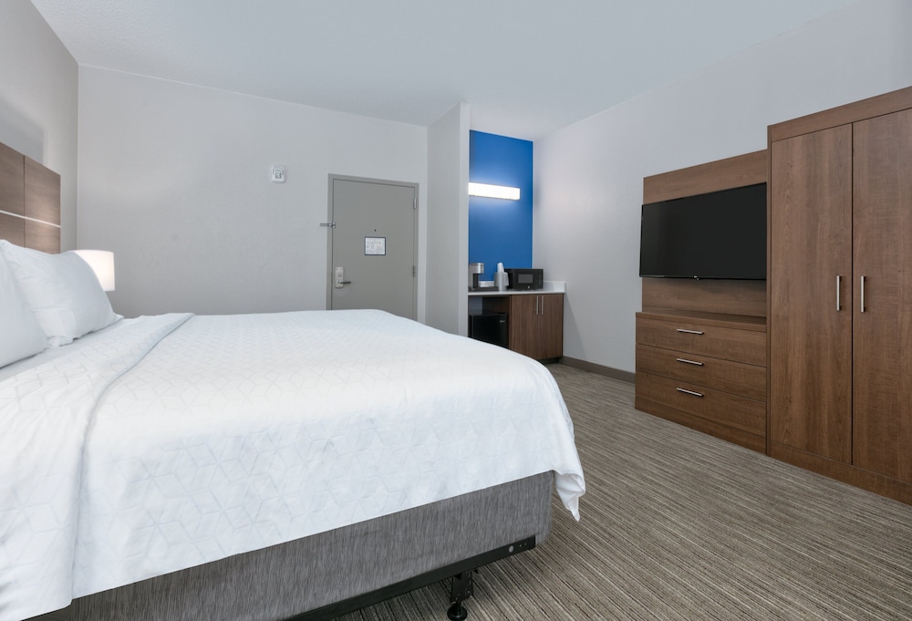 holiday inn express hotel and suites dallas ft wort
