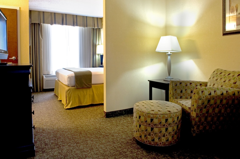 holiday inn express hotel and suites dallas ft wort