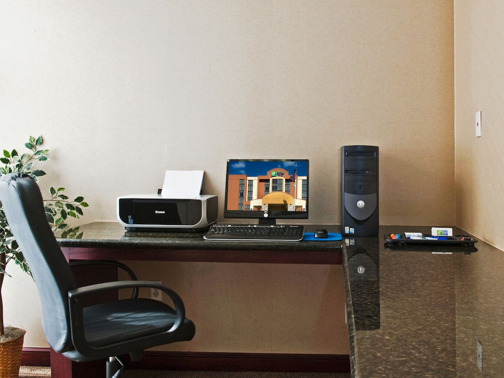 holiday inn express hotel and suites dallas ft wort