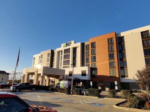 holiday inn express hotel and suites dallas ft wort