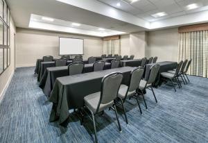 holiday inn express hotel and suites dallas ft wort