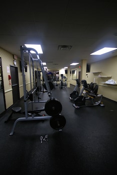 Atrium Hotel And Suites Dfw Airport South,Near Towne Lake Park,4 star