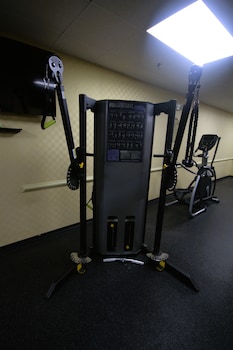 Atrium Hotel And Suites Dfw Airport South,Near Towne Lake Park,4 star
