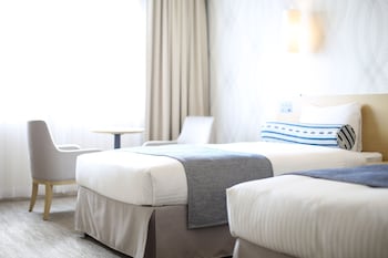 art hotel ishigakijima