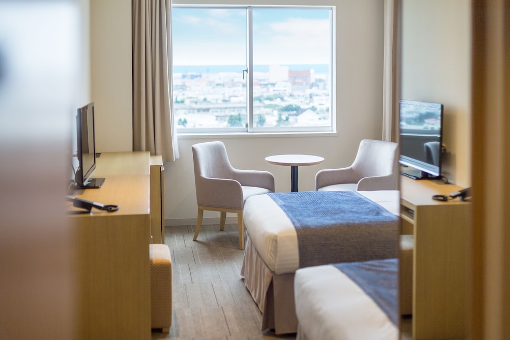 art hotel ishigakijima