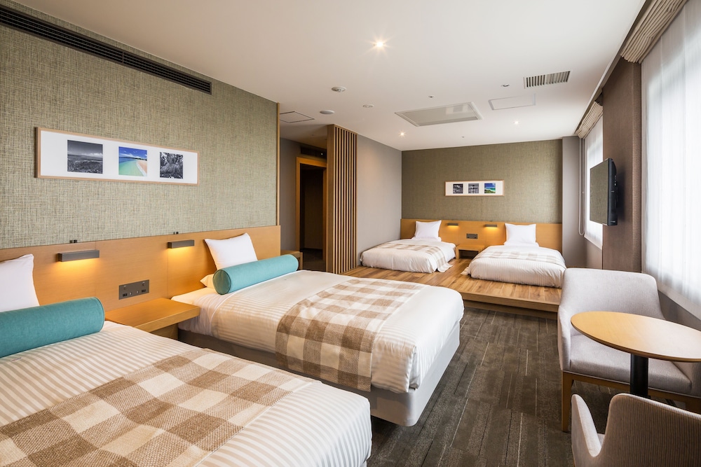 art hotel ishigakijima