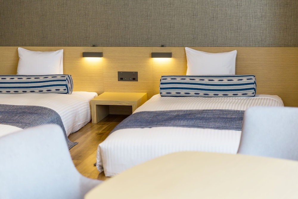 art hotel ishigakijima