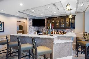 hilton garden inn islip macarthur airport