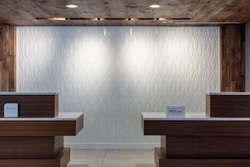 Hilton Garden Inn Islip/Macarthur Airport,Islandia>>Bohemia,3 star