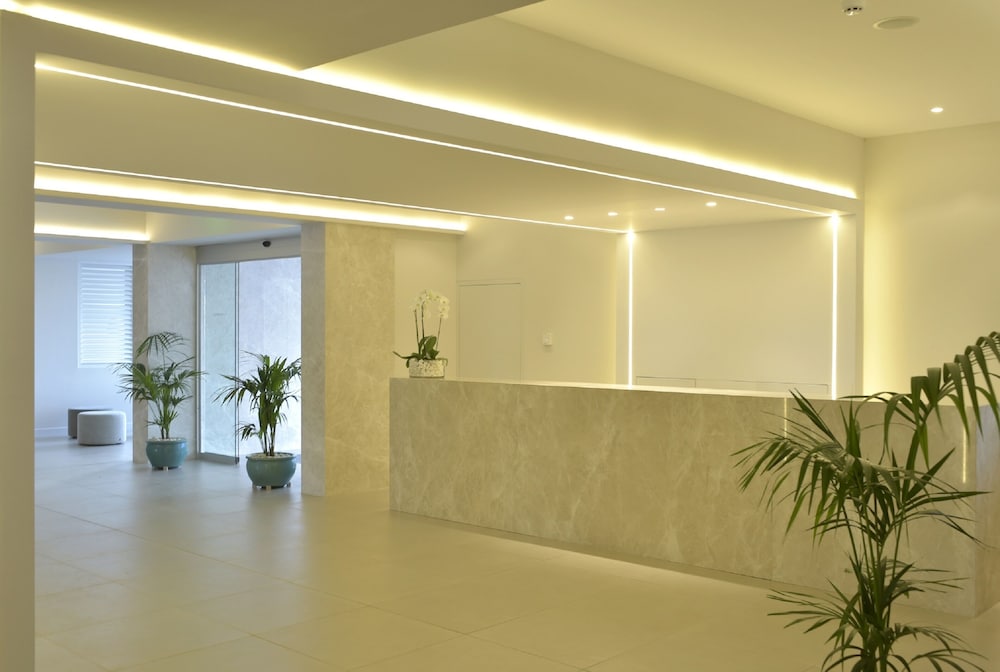 sunrise gardens aparthotel