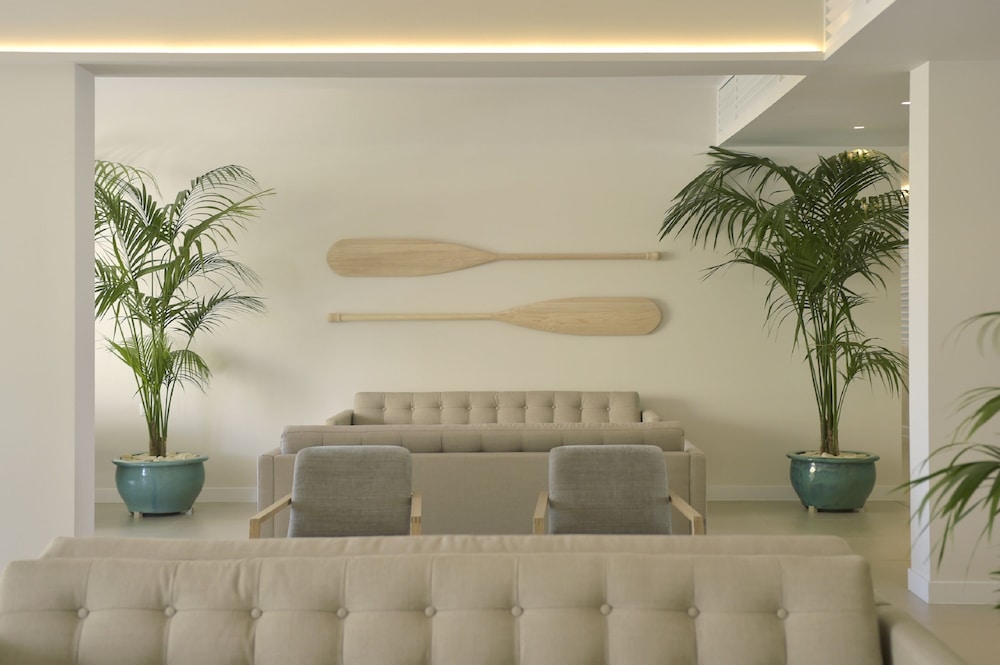 sunrise gardens aparthotel