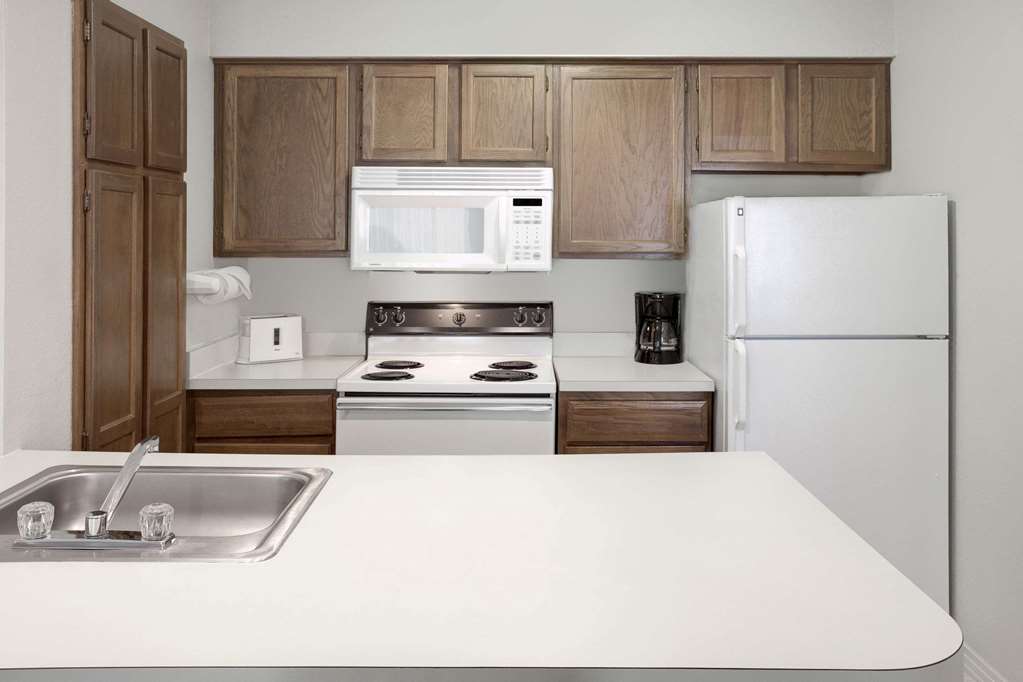 value suites extended stay arlington