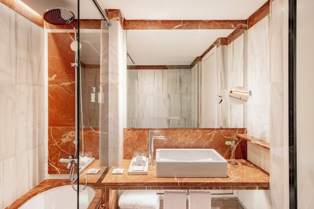 claris hotel barcelona