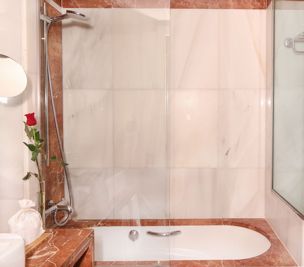 claris hotel barcelona